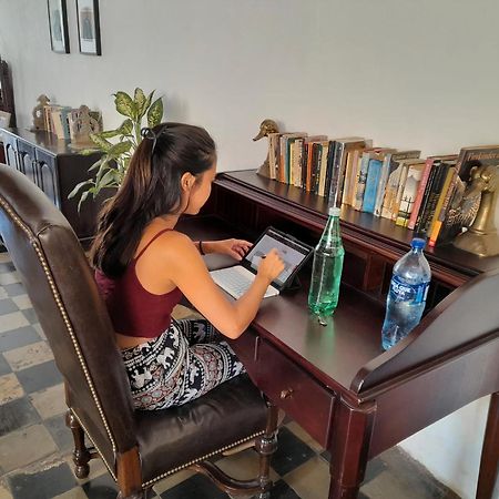 Casa Yoly Hostel Гранада Екстериор снимка