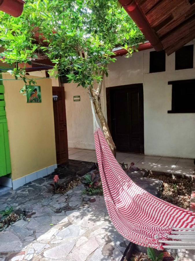 Casa Yoly Hostel Гранада Екстериор снимка