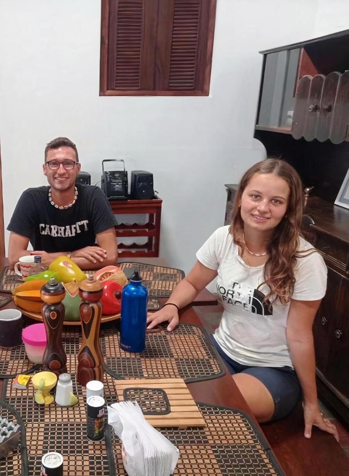 Casa Yoly Hostel Гранада Екстериор снимка