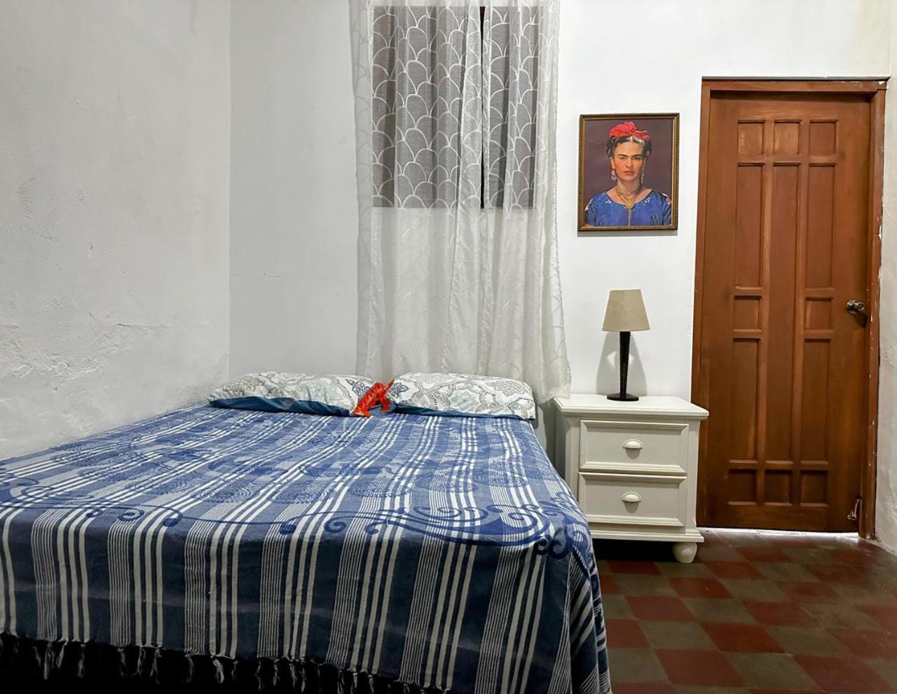 Casa Yoly Hostel Гранада Екстериор снимка